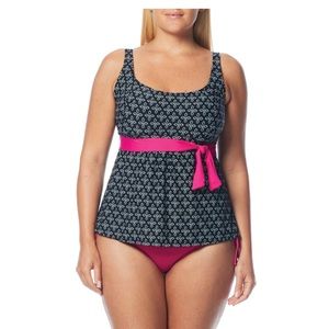 Beach House Plus Size Darcy A-Line Underwire Tankini Top - Laguna Vista